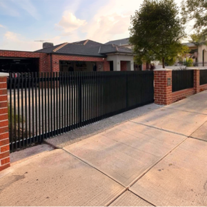 Vertical Blade Fence 50 m Gap